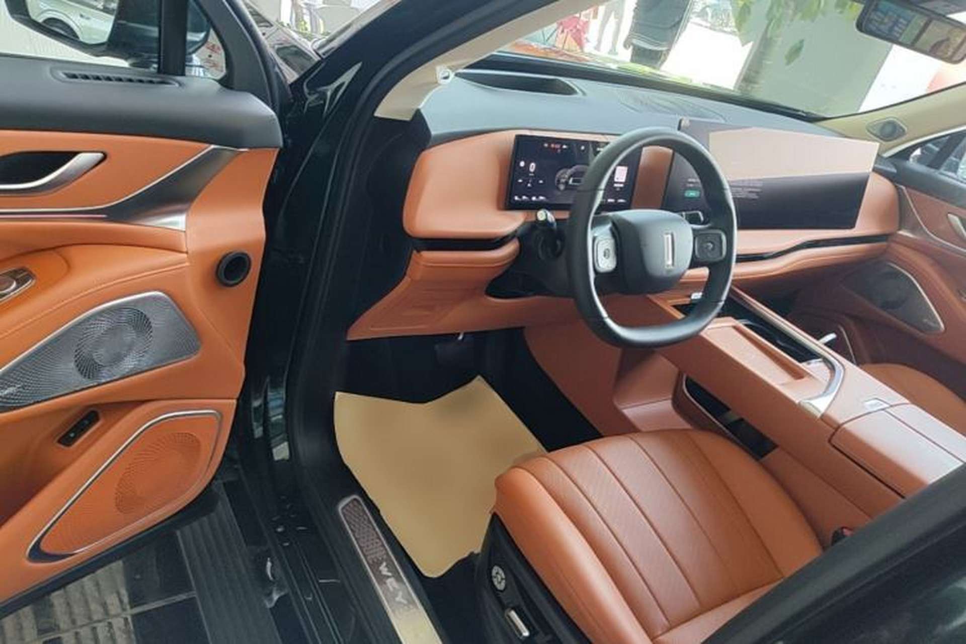Used Wey Lanshan 2025 Four-Wheel Drive Max Driver Seat