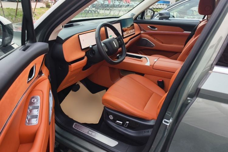 Used Wey Lanshan 2025 Four-Wheel Drive Ultra Driver Seat