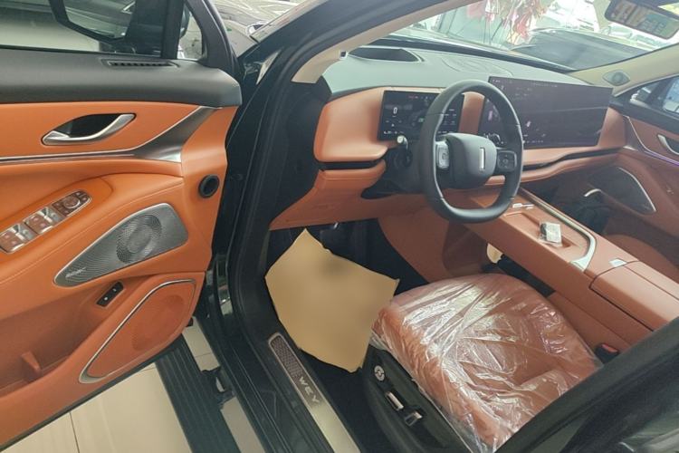 Used Wey Lanshan 2025 Four-Wheel Drive Max Driver Seat