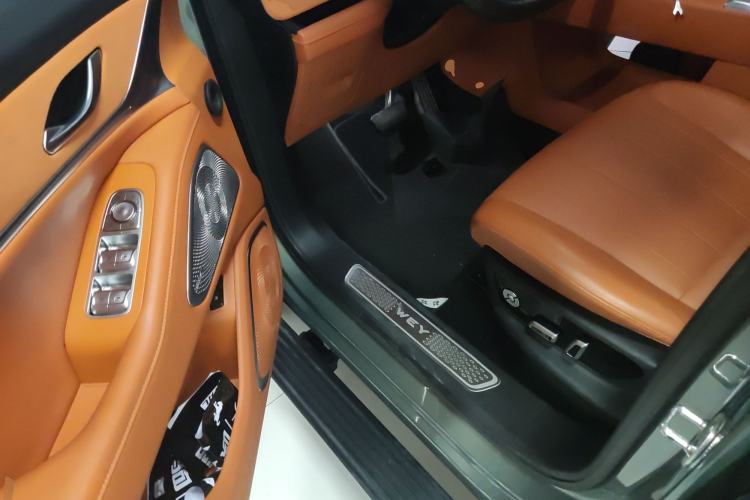 Used Wey Lanshan 2025 Four-Wheel Drive Ultra Driver Seat