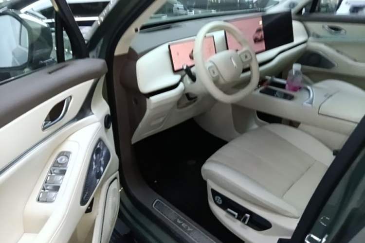 Used Wey Lanshan 2025 Four-Wheel Drive Max Driver Seat