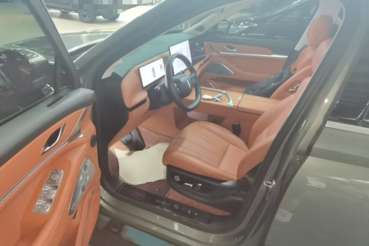 Used Wey Lanshan 2025 Four-Wheel Drive Max Driver Seat