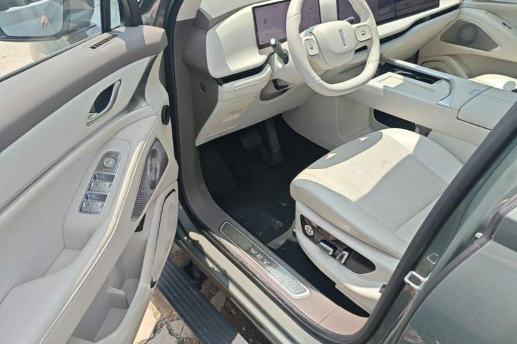 Used Wey Lanshan 2025 Four-Wheel Drive Max Driver Seat