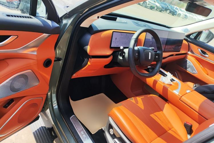 Used Wey Lanshan 2025 Four-Wheel Drive Ultra Driver Seat