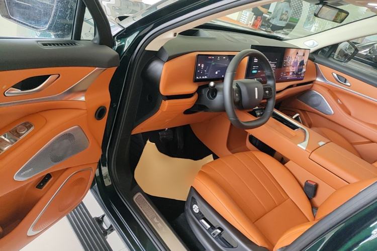 Used Wey Lanshan 2025 Four-Wheel Drive Max Driver Seat