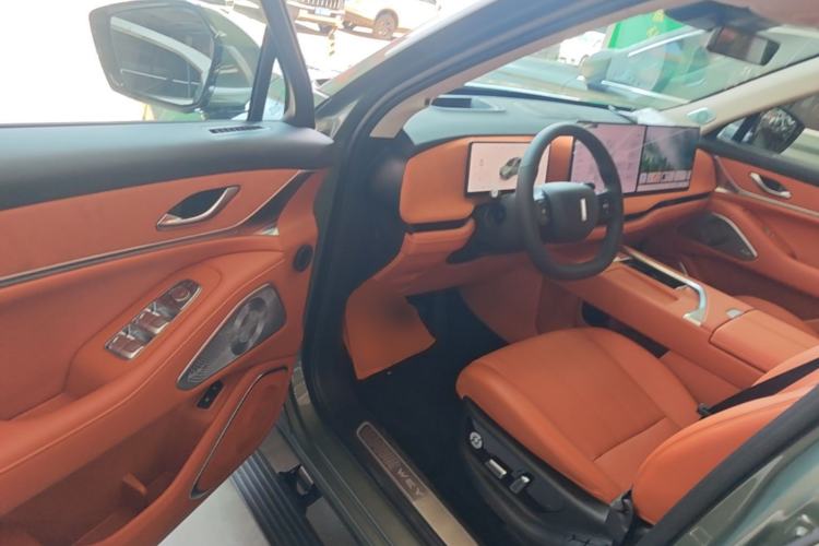 Used Wey Lanshan 2025 Four-Wheel Drive Ultra Driver Seat