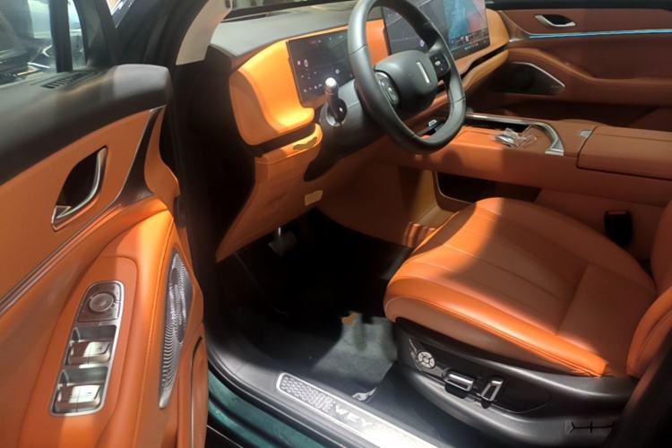 Used Wey Lanshan 2025 Four-Wheel Drive Max Driver Seat