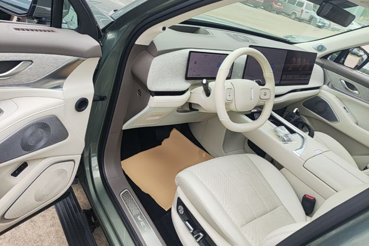 Used Wey Lanshan 2025 Four-Wheel Drive Ultra Driver Seat