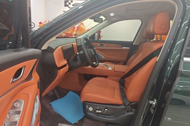 Used Wey Lanshan 2025 Four-Wheel Drive Max Driver Seat