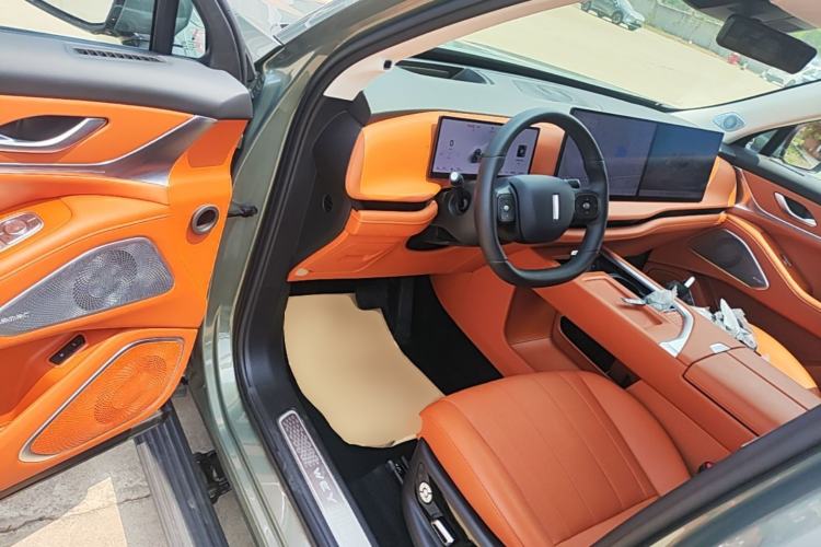 Used Wey Lanshan 2025 Four-Wheel Drive Max Driver Seat