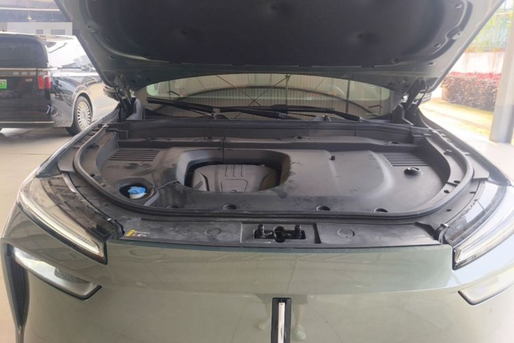 Used Wey Lanshan 2025 Four-Wheel Drive Max Engine Bay