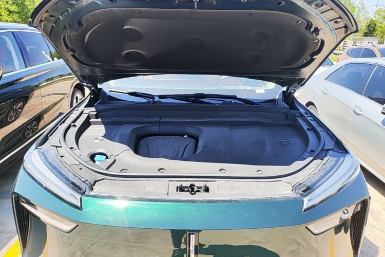 Used Wey Lanshan 2025 Four-Wheel Drive Max Engine Bay