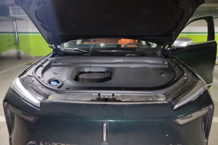Used Wey Lanshan 2025 Four-Wheel Drive Max Engine Bay