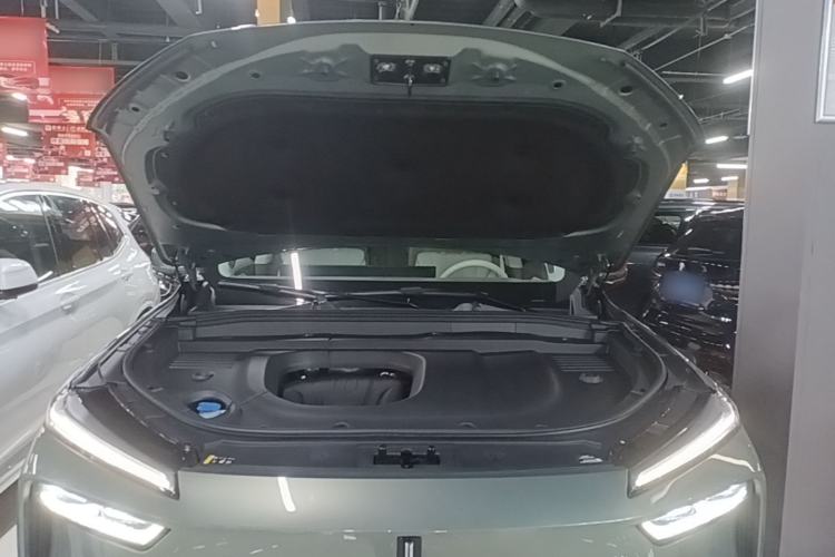 Used Wey Lanshan 2025 Four-Wheel Drive Ultra Engine Bay