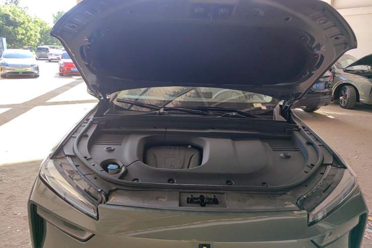 Used Wey Lanshan 2025 Four-Wheel Drive Ultra Engine Bay