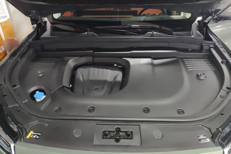 Used Wey Lanshan 2025 Four-Wheel Drive Ultra Engine Bay