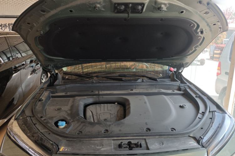 Used Wey Lanshan 2025 Four-Wheel Drive Ultra Engine Bay