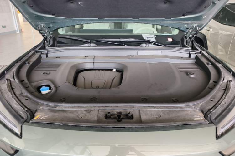 Used Wey Lanshan 2025 Four-Wheel Drive Max Engine Bay