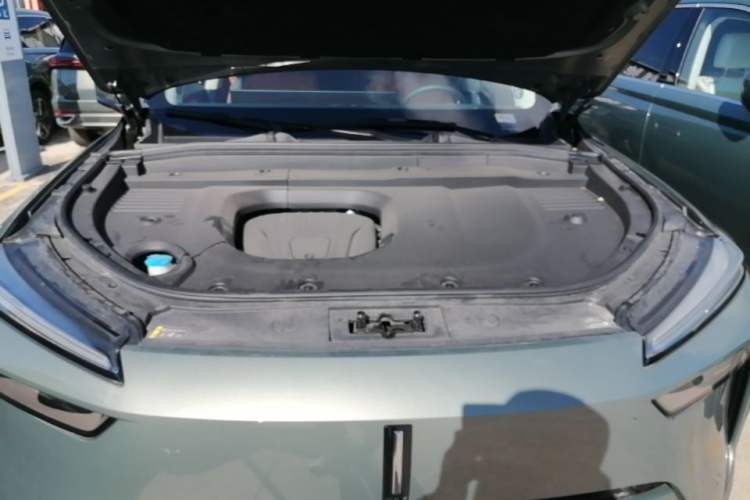 Used Wey Lanshan 2025 Four-Wheel Drive Ultra Engine Bay