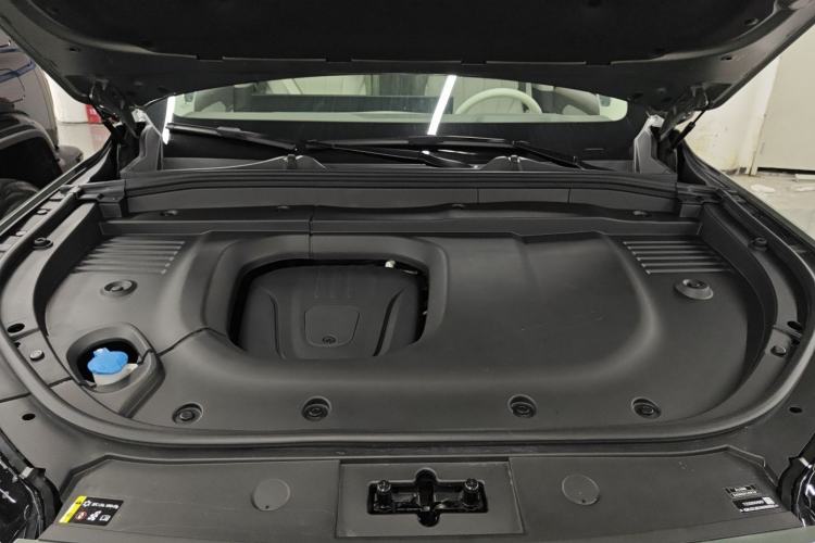 Used Wey Lanshan 2025 Four-Wheel Drive Ultra Engine Bay