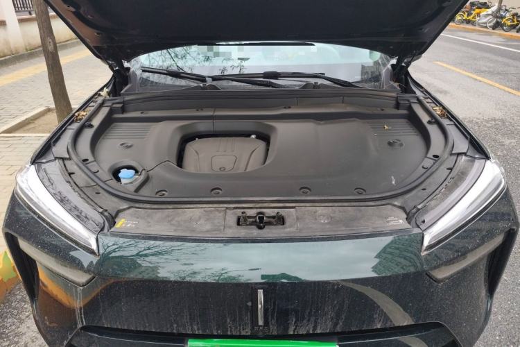 Used Wey Lanshan 2025 Four-Wheel Drive Max Engine Bay