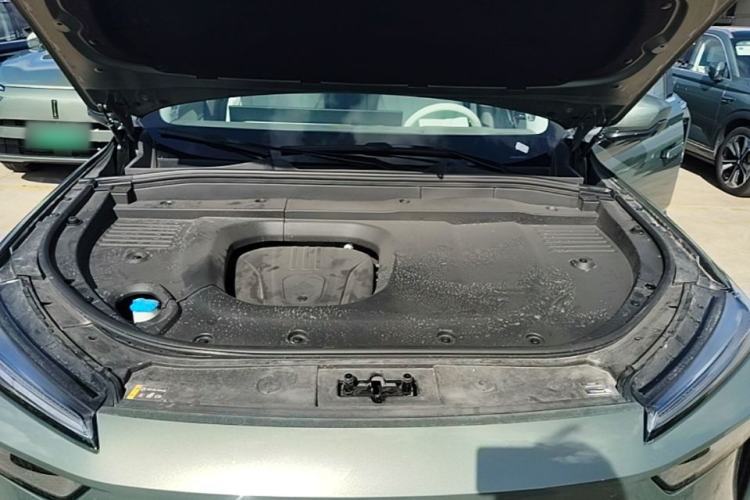 Used Wey Lanshan 2025 Four-Wheel Drive Max Engine Bay