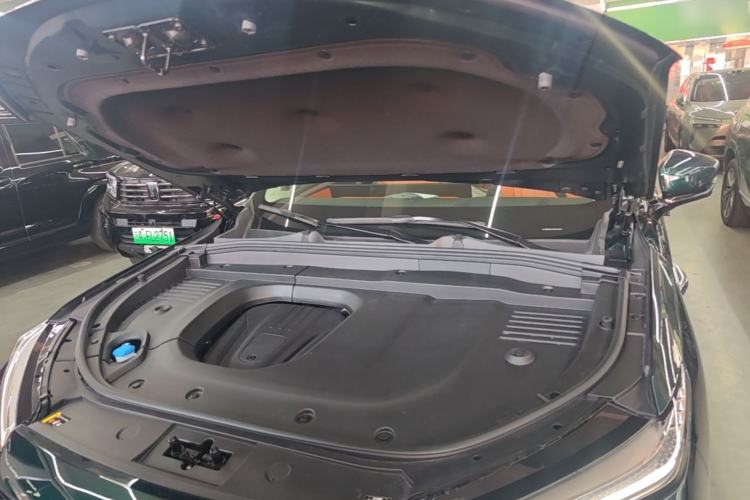 Used Wey Lanshan 2025 Four-Wheel Drive Max Engine Bay