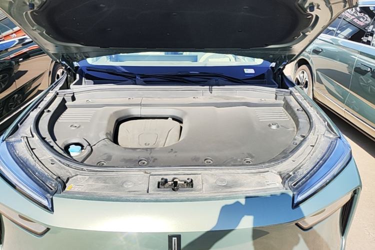 Used Wey Lanshan 2025 Four-Wheel Drive Max Engine Bay