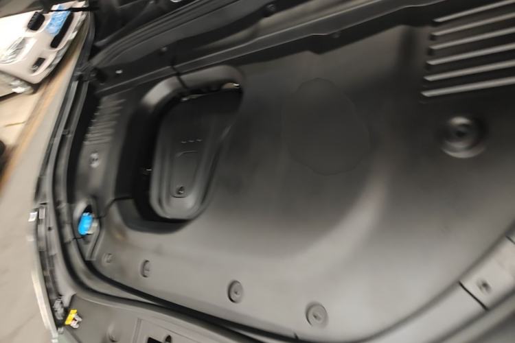 Used Wey Lanshan 2025 Four-Wheel Drive Max Engine Bay
