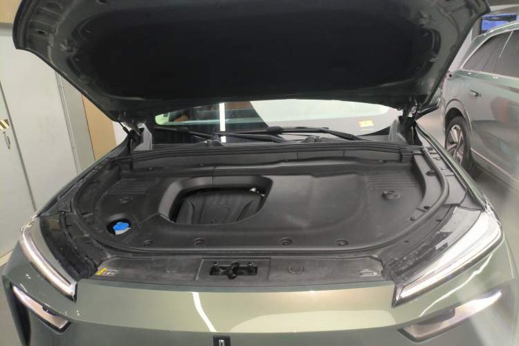 Used Wey Lanshan 2025 Four-Wheel Drive Ultra Engine Bay