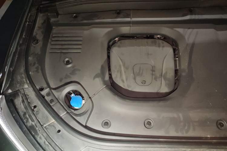 Used Wey Lanshan 2025 Four-Wheel Drive Ultra Engine Bay Right