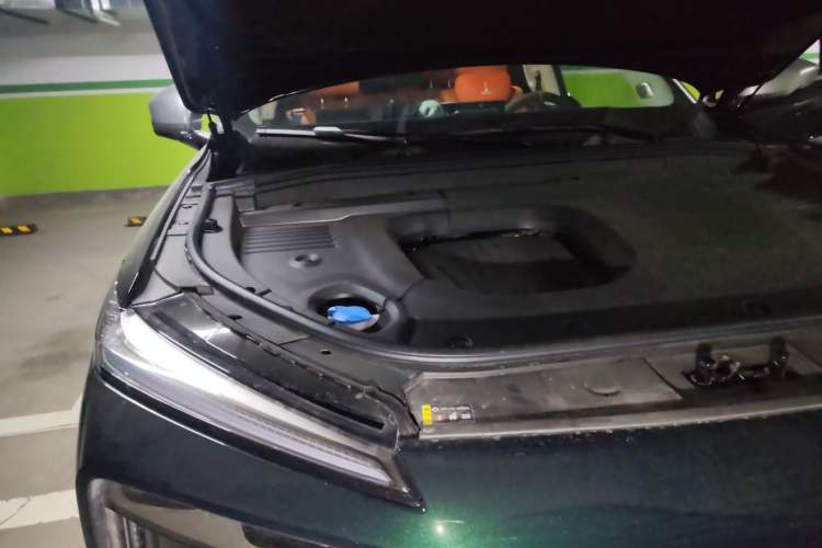 Used Wey Lanshan 2025 Four-Wheel Drive Max Engine Bay Right