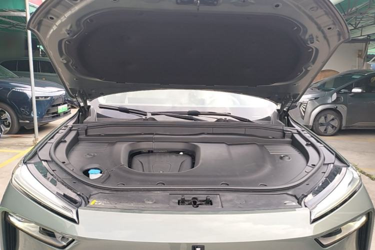 Used Wey Lanshan 2025 Four-Wheel Drive Ultra Engine Bay