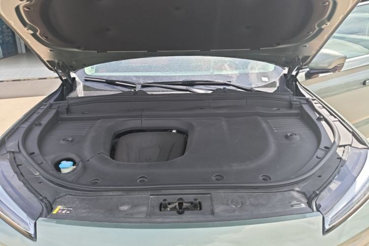 Used Wey Lanshan 2025 Four-Wheel Drive Max Engine Bay