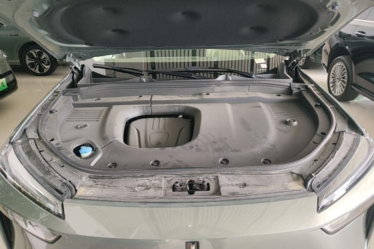 Used Wey Lanshan 2025 Four-Wheel Drive Ultra Engine Bay