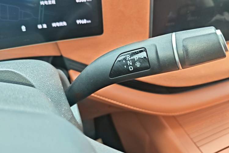 Used Wey Lanshan 2025 Four-Wheel Drive Ultra Gear Lever