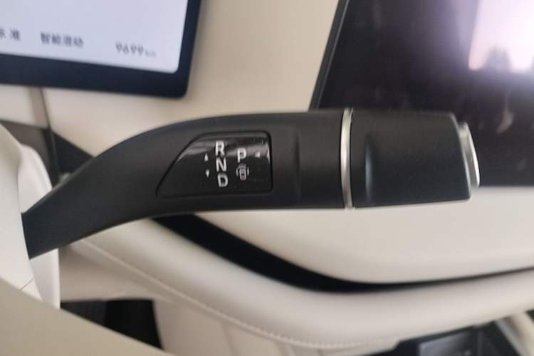 Used Wey Lanshan 2025 Four-Wheel Drive Max Gear Lever
