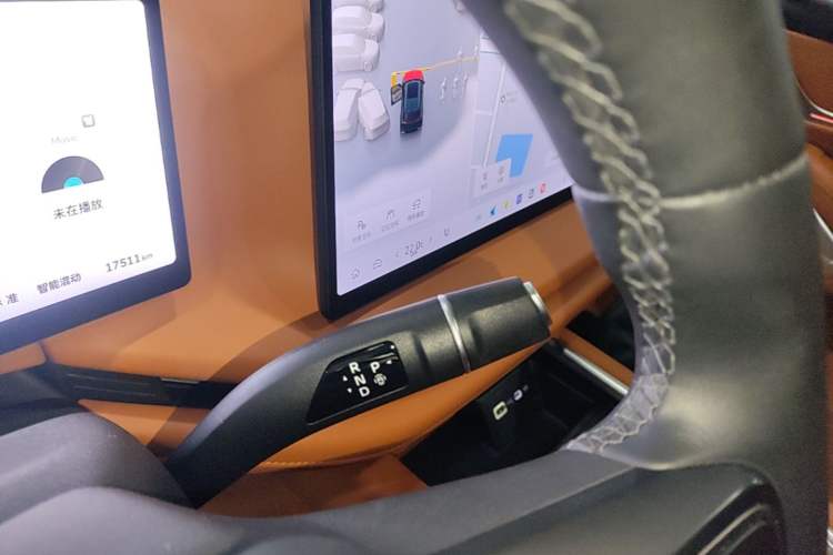 Used Wey Lanshan 2025 Four-Wheel Drive Max Gear Lever