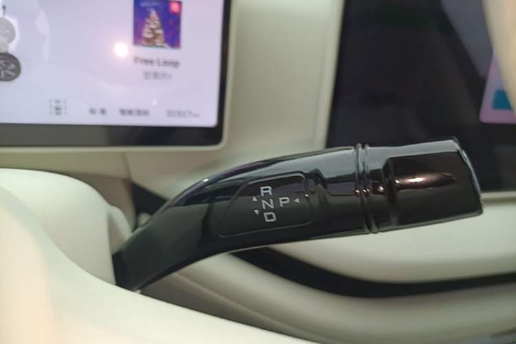 Used Wey Lanshan 2025 Four-Wheel Drive Max Gear Lever