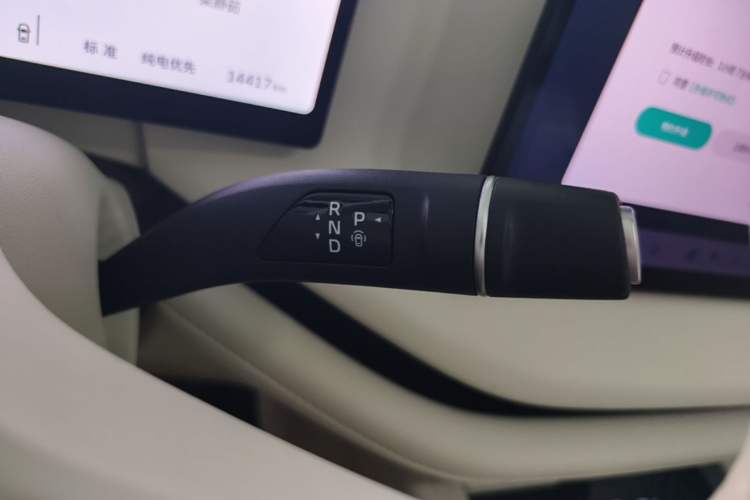 Used Wey Lanshan 2025 Four-Wheel Drive Max Gear Lever
