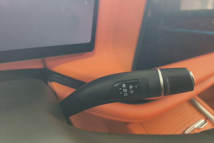 Used Wey Lanshan 2025 Four-Wheel Drive Max Gear Lever
