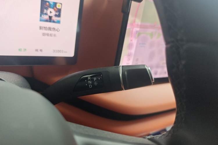 Used Wey Lanshan 2025 Four-Wheel Drive Max Gear Lever
