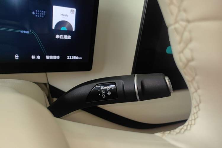 Used Wey Lanshan 2025 Four-Wheel Drive Max Gear Lever