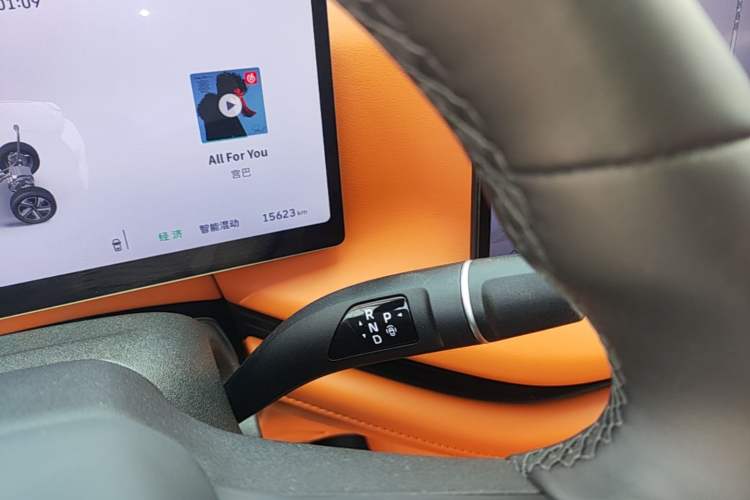 Used Wey Lanshan 2025 Four-Wheel Drive Max Gear Lever