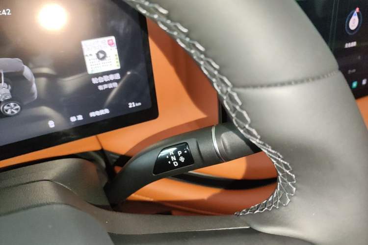 Used Wey Lanshan 2025 Four-Wheel Drive Max Gear Lever