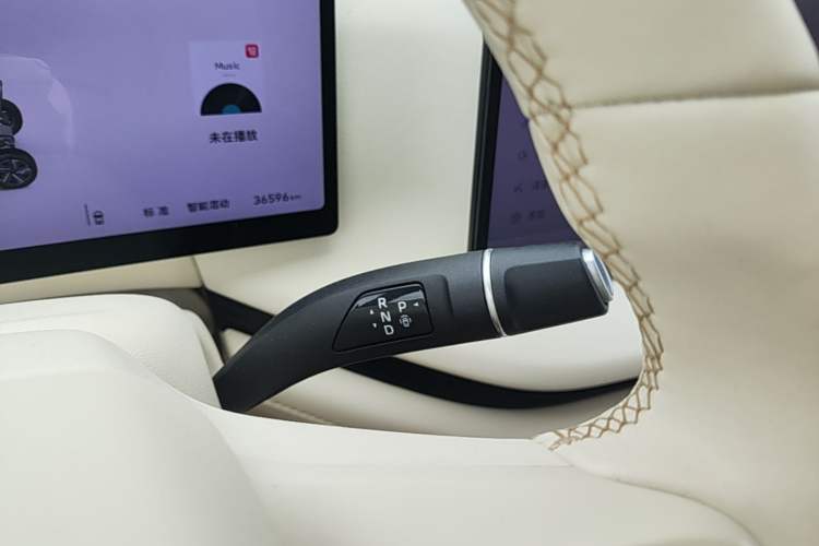 Used Wey Lanshan 2025 Four-Wheel Drive Max Gear Lever