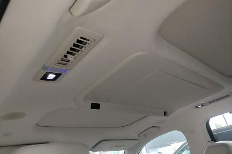 Used Wey Lanshan 2025 Four-Wheel Drive Max Headliner