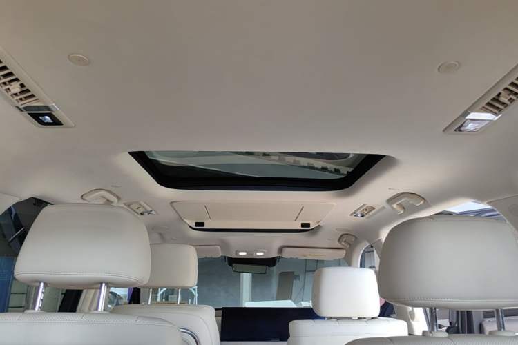 Used Wey Lanshan 2025 Four-Wheel Drive Ultra Headliner
