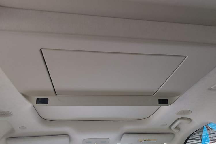 Used Wey Lanshan 2025 Four-Wheel Drive Ultra Headliner