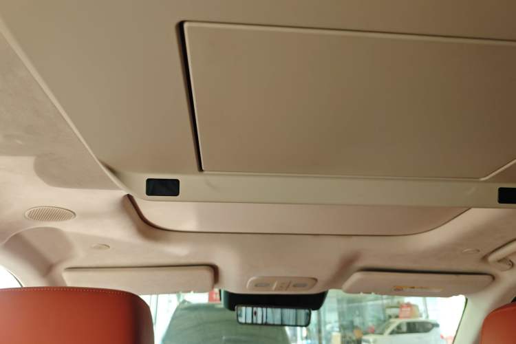 Used Wey Lanshan 2025 Four-Wheel Drive Ultra Headliner